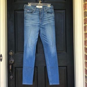 Hollister skinny jeans 7R W28 L31
